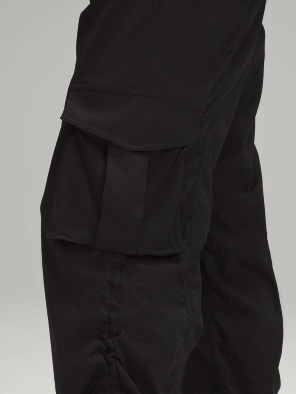 NWT Lululemon Dance Studio Relaxed-Fit Mid-Rise Cargo Pant Black - Picture 3 of 9